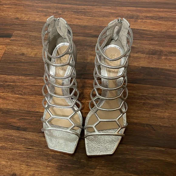 SCHUTZ Shoes - SCHUTZ Julianna Metallic Leather Women’s Size 8.5